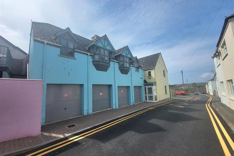 8 bedroom property for sale, South Parade, Tenby, Pembrokeshire. SA70