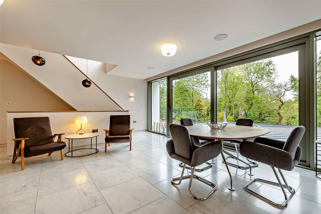 Living/D'kitchen