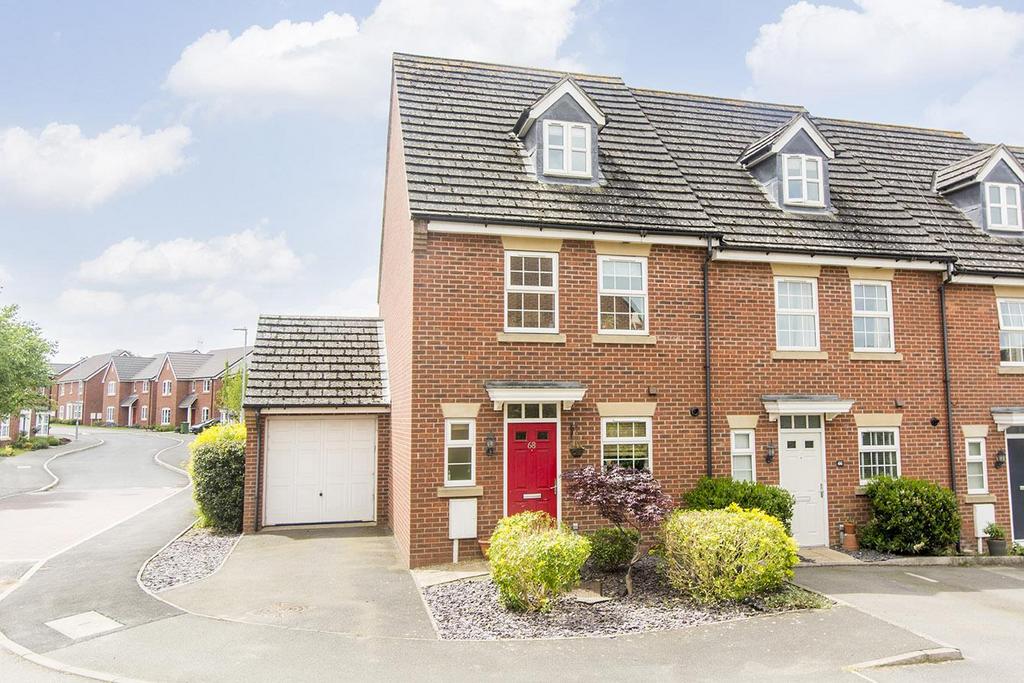 Dunmore Road, Market Harborough 4 bed house £350,000