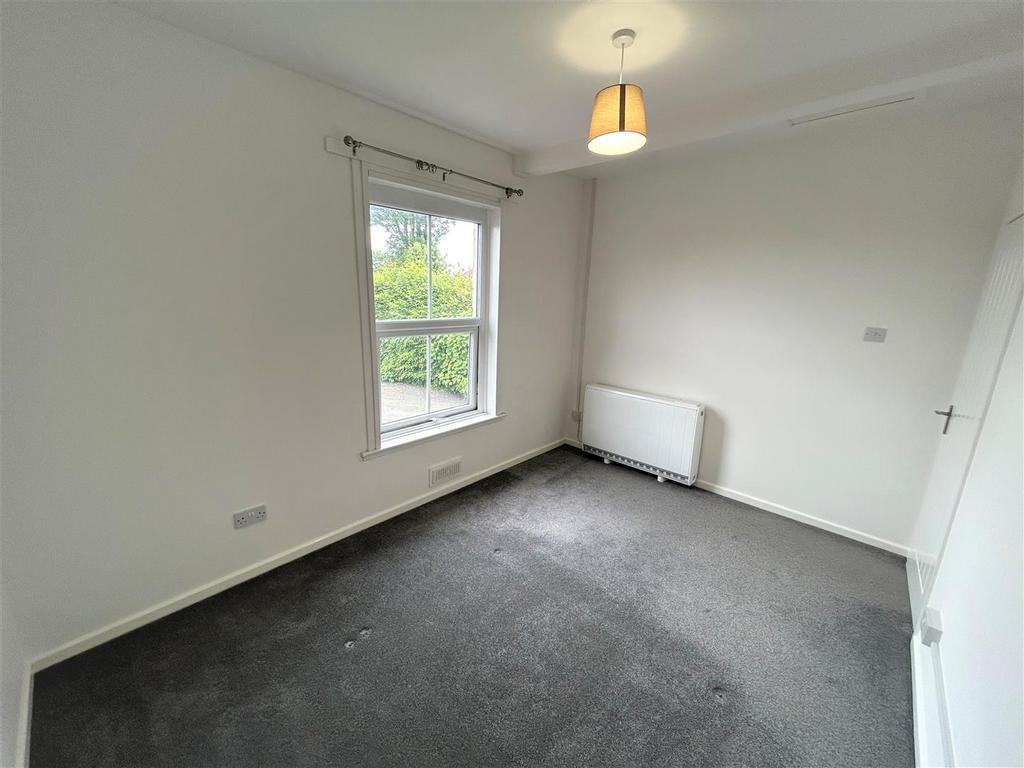 Flat 4 Highgate House, 13 Parkfield Road, Stourbridge 1 bed flat £575