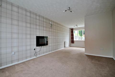 8 Caister, Amington, Tamworth, B77 3QB