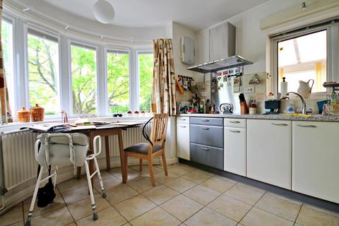 97 Upper Gungate, Tamworth, B79 8AX