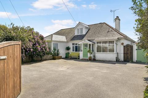 4 bedroom semi-detached bungalow for sale - Falmouth