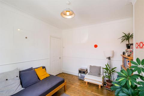 44 Warner Road, London, E17 7DZ