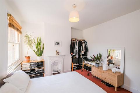 44 Warner Road, London, E17 7DZ