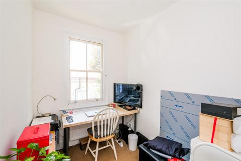44 Warner Road, London, E17 7DZ
