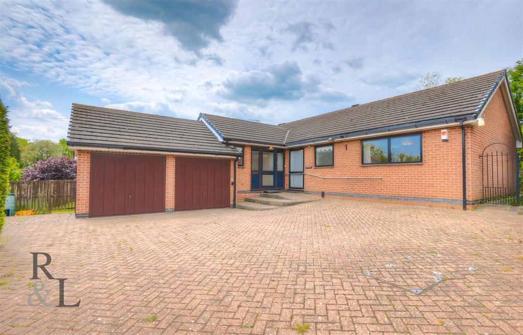 Green Close, Keyworth, Nottingham 4 bed detached bungalow for sale £500,000