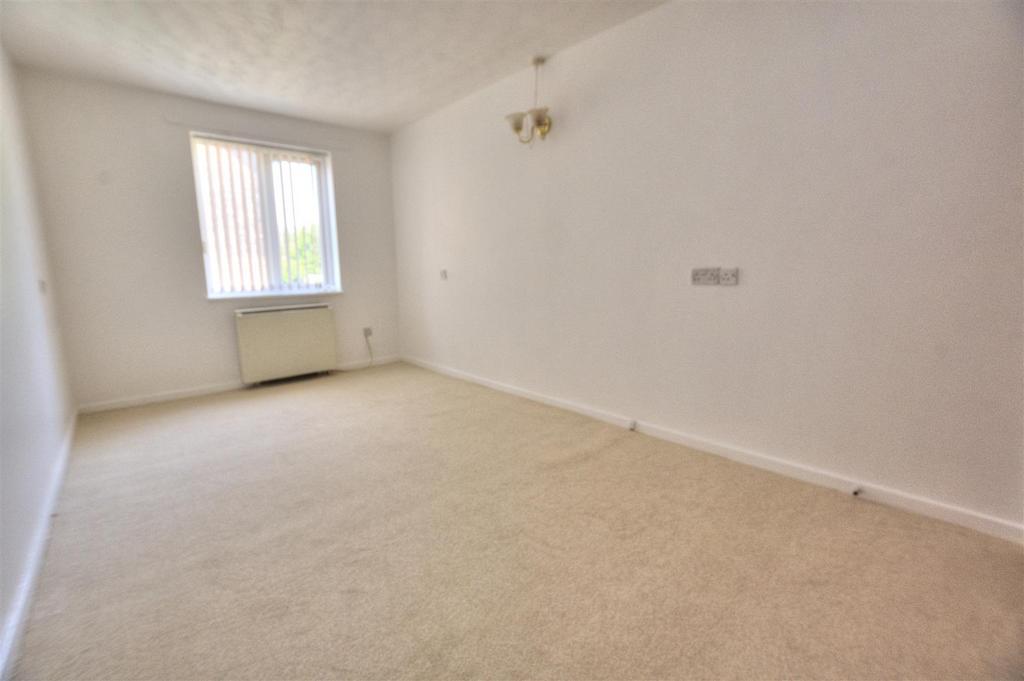 Nicholas Road, Liverpool L23 1 bed apartment £83,950