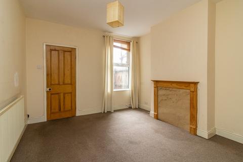 2 bedroom terraced house for sale - Livingstone Street, Leicester, LE3