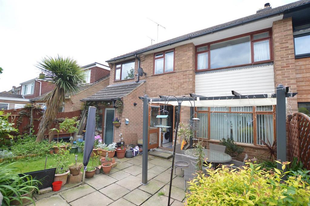 Moat Road, Loughborough 5 bed semidetached house £369,950