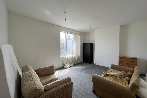6 bedroom terraced house for sale, Park Grove, Barnsley
