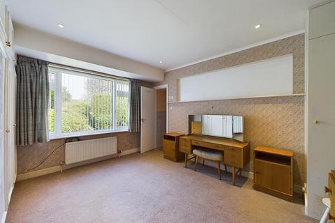 25 Hackness Drive, Scarborough, YO12 5SB