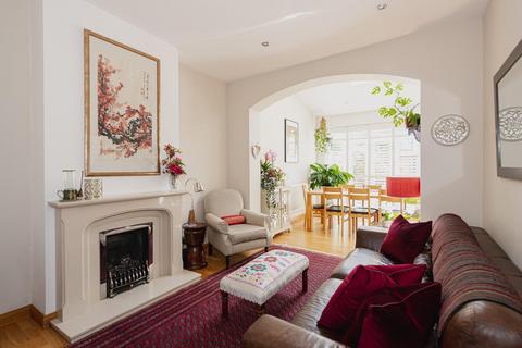 22 Sandringham Road, Worcester Park, KT4 8XW