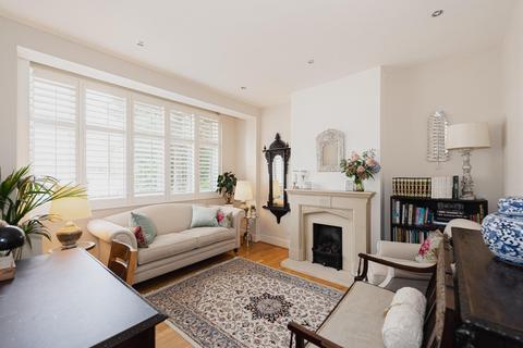 22 Sandringham Road, Worcester Park, KT4 8XW