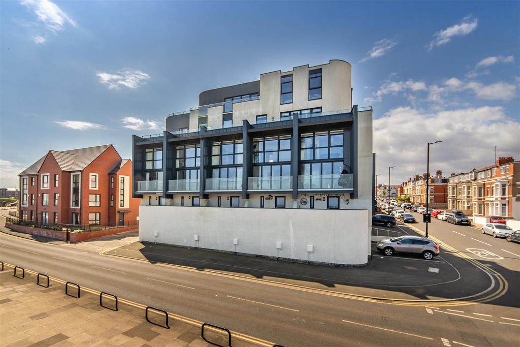 Empire Court, Esplanade, Whitley Bay 3 bed townhouse £550,000