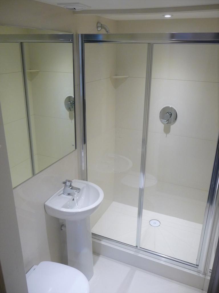 Charlotte House Bath 1.jpeg