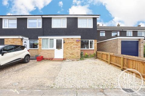 3 bedroom end of terrace house for sale - Blakes Court, Norwich, NR3