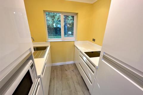 1 bedroom retirement property for sale - 203 Brooklands Road, Sale