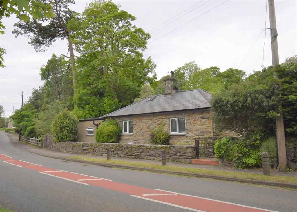 Pentrefelin, Criccieth 1 bed cottage for sale £165,000