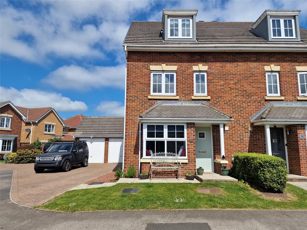 Fenwick Way, Consett, County Durham, DH8 4 bed semidetached house £