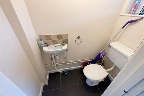 6 Abbotsfield, Eaglestone, Milton Keynes, MK6 5AB