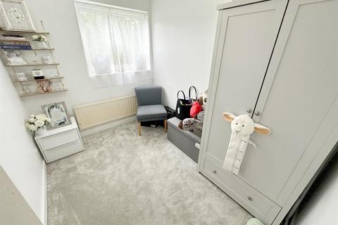 6 Abbotsfield, Eaglestone, Milton Keynes, MK6 5AB