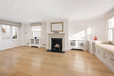 3 bedroom end of terrace house to rent, Groom Place, Belgravia, London, SW1X