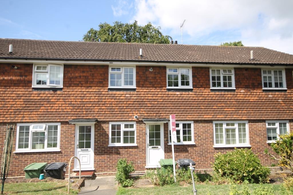 ASHDALE, GREAT BOOKHAM, KT23 1 bed apartment £185,000