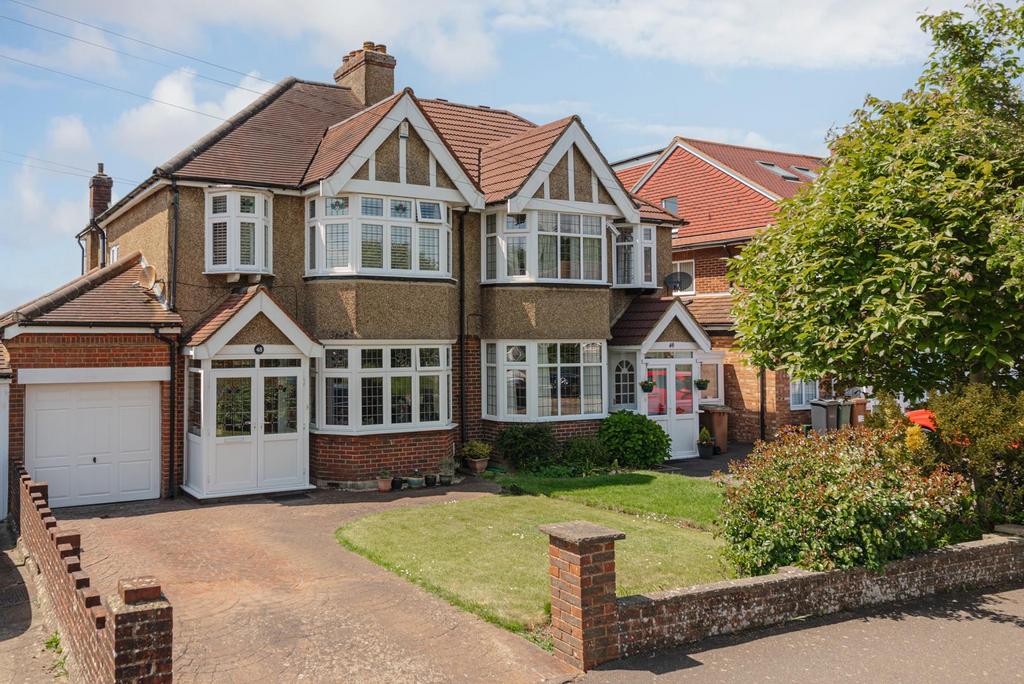Tattenham Grove, Epsom Downs 3 bed semidetached house for sale £660,000