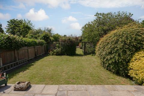 48 Tattenham Grove, Epsom, KT18 5QP