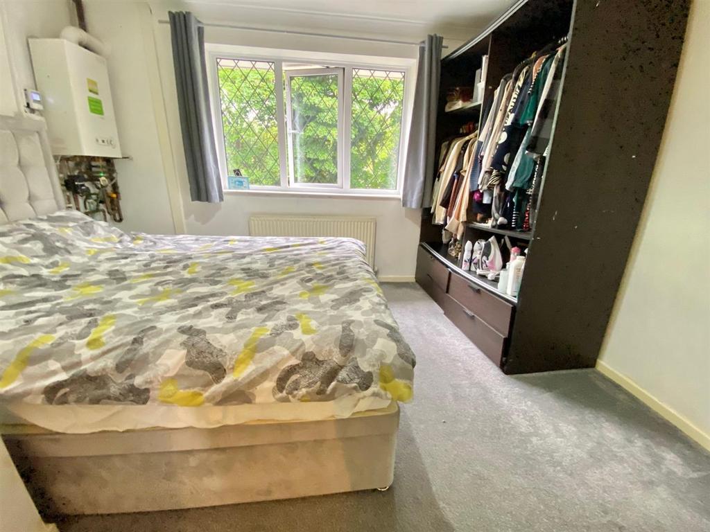 Bedroom4.jpg
