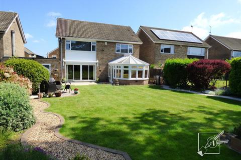 15 Farmcroft, Gravesend, DA11 7LT