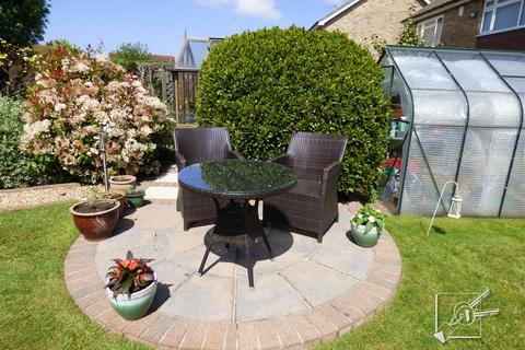 15 Farmcroft, Gravesend, DA11 7LT
