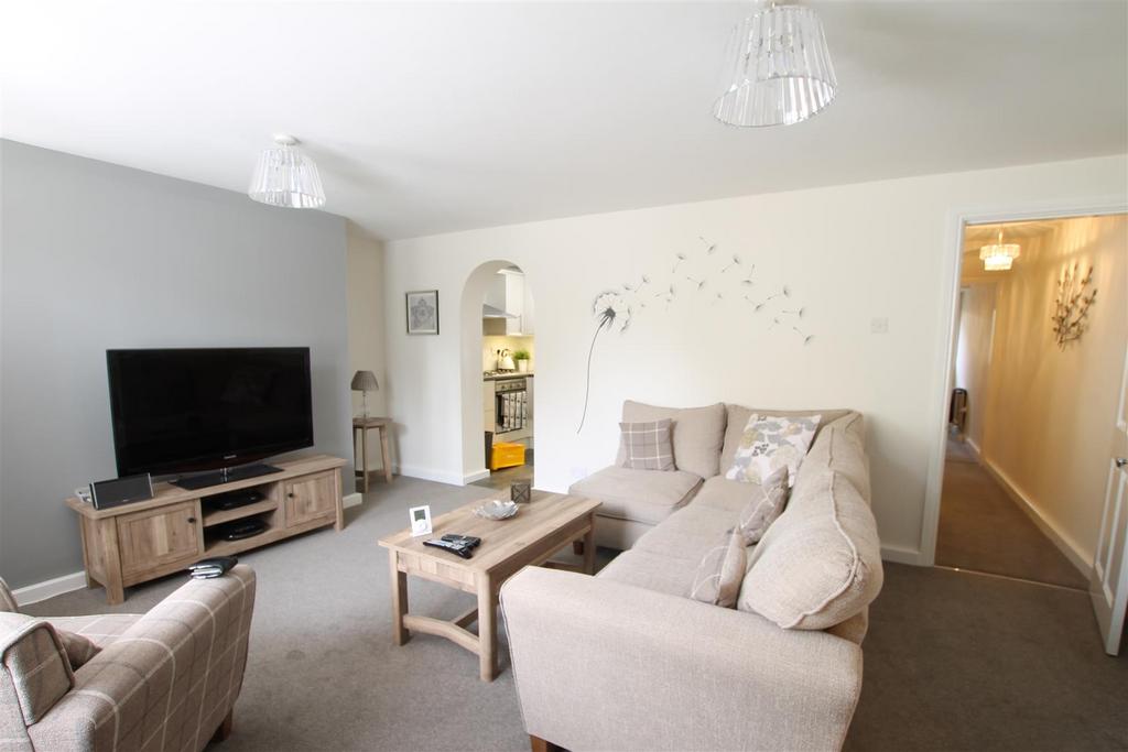 32b Claremont1.JPG