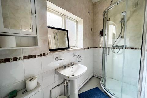 107 Broomfield Road, Earlsdon, Coventry, CV5 6LA
