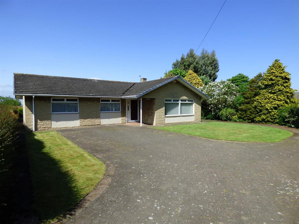 Wood Lane, Ferryhill 3 bed detached bungalow for sale £299,950