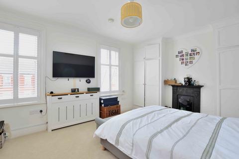 3 bedroom semi-detached house for sale - Cromwell Road, Cheltenham, GL52