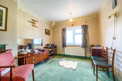 35 Essex Road, Church Stretton, SY6 6AY