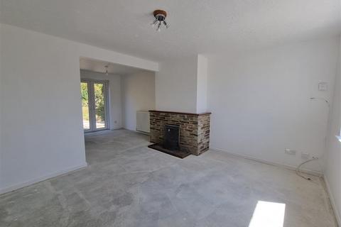 18 Duchy Close, Launceston, PL15 8XL