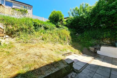 18 Duchy Close, Launceston, PL15 8XL