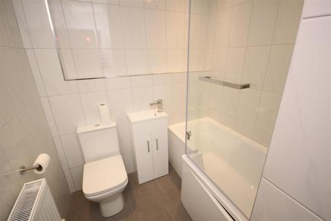 3 bedroom detached bungalow to rent - Roedean Close, Orpington
