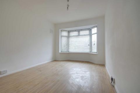 17 Abbots Rise, Kings Langley, WD4 8AR