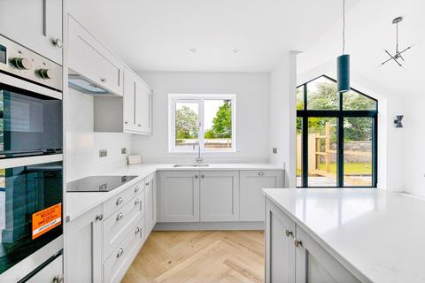 130a Spring Hill, Kingswood, Bristol, BS15 1XW