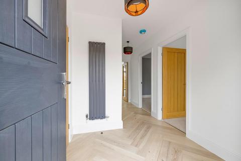 130b Spring Hill, Kingswood, Bristol, BS15 1XW