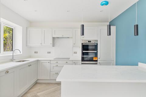 130b Spring Hill, Kingswood, Bristol, BS15 1XW