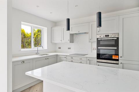 130b Spring Hill, Kingswood, Bristol, BS15 1XW