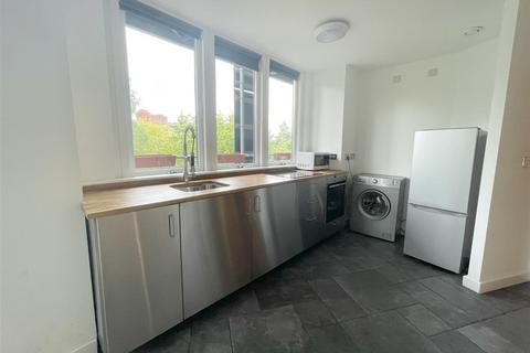 2 bedroom apartment to rent, Wheeleys Lane, Park Central