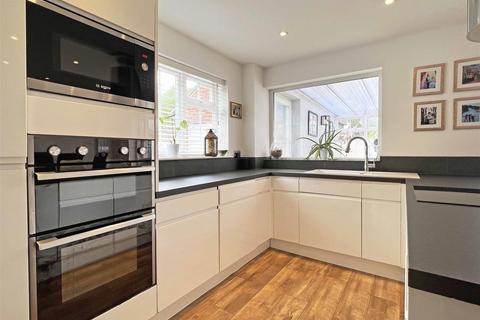 11a Gilpin Way, Great Notley, Braintree, CM77 7UT