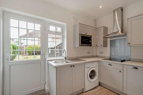 6 Brook Lane, Bromley, BR1 4PU