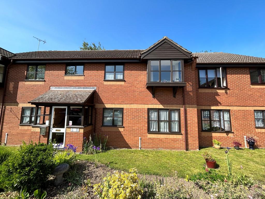 Lucena Court, Stowmarket, IP14 2 bed retirement property for sale £
